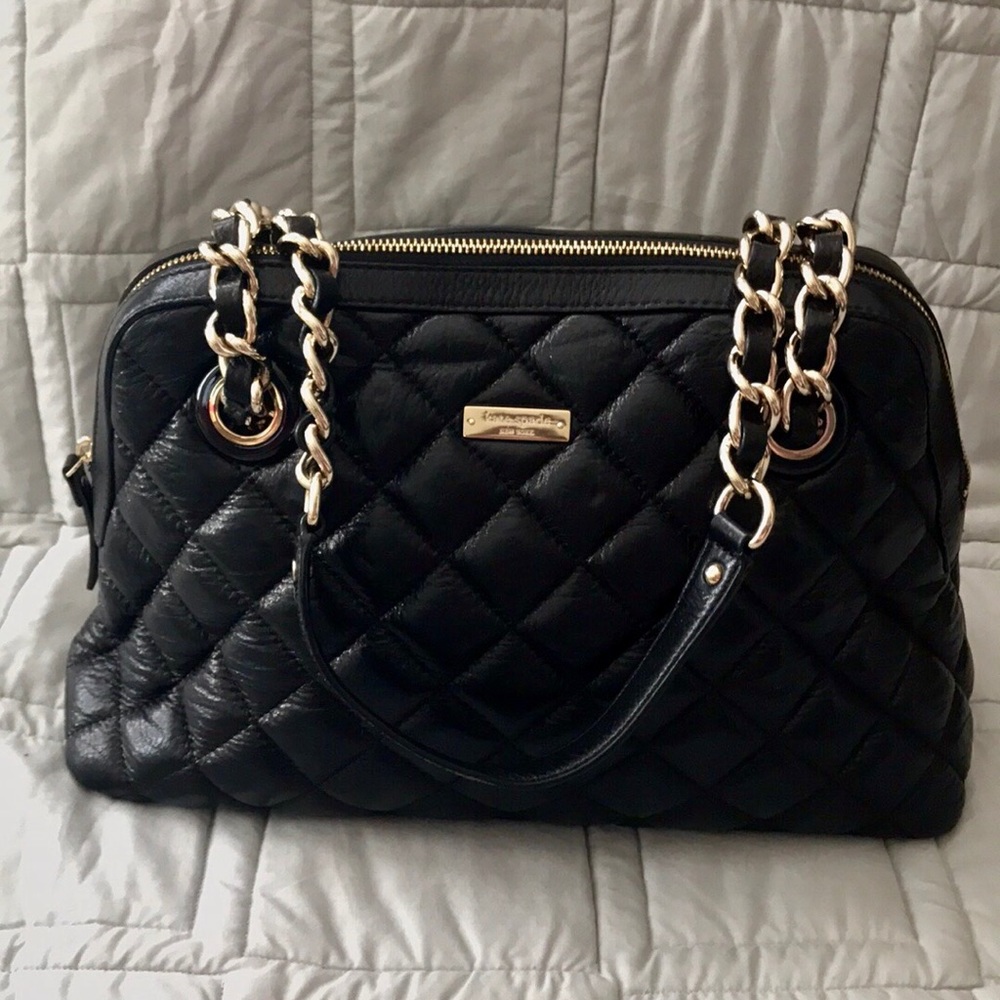 EUC Kate Spade quilted leather purse