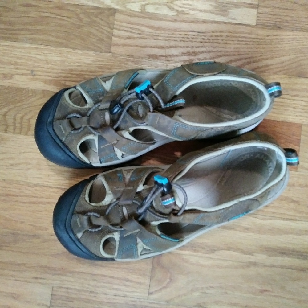 Keen Hiking Sandals, Waterproof All-terrain