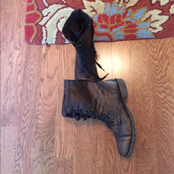 Boots - Picture 2 of 4