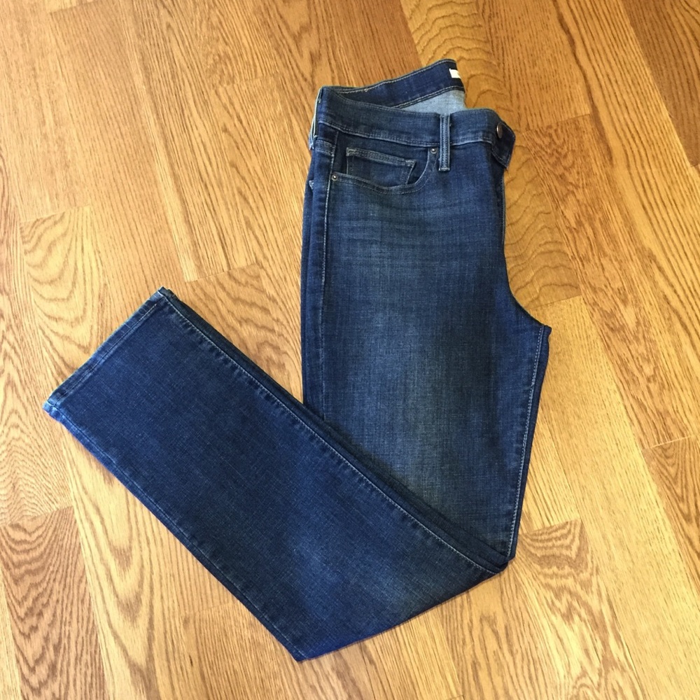 Levi's Slimming Straight 29x29