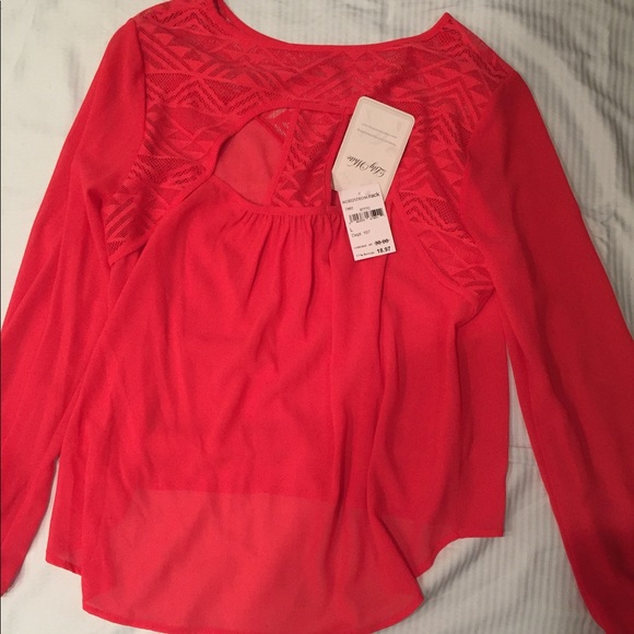 NWT Lily White red blouse with lace detailing - Picture 2 of 3