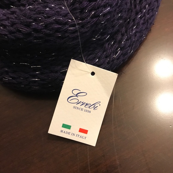 Purple scarf - Picture 3 of 4