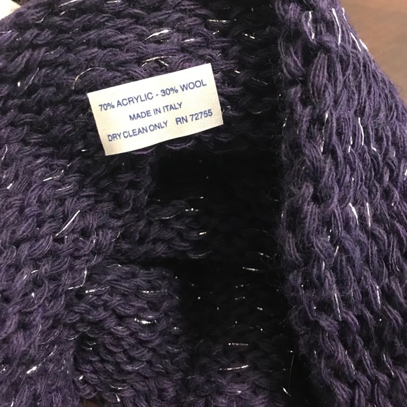 Purple scarf - Picture 4 of 4