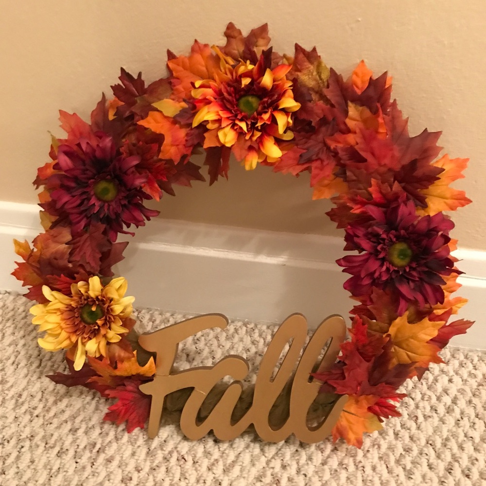 Wreaths ranging from 30-40$
