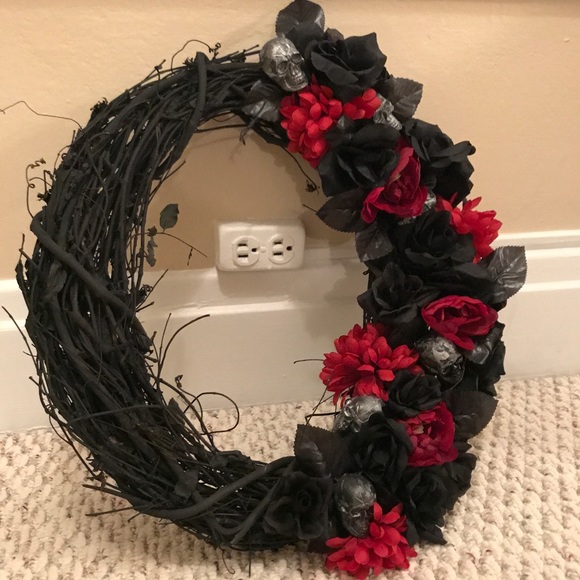 Wreaths ranging from 30-40$ - Picture 6 of 6
