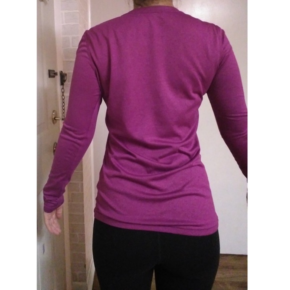 SoldDry Fit Nike size S - Picture 2 of 4