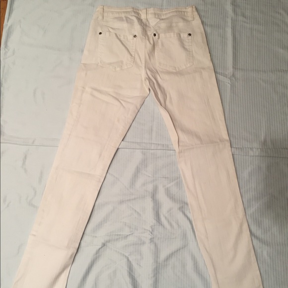 Forever 21 white skinny jeans - Picture 3 of 3