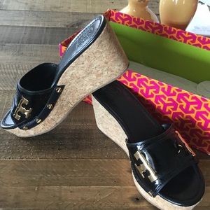 Pamela slide wedges