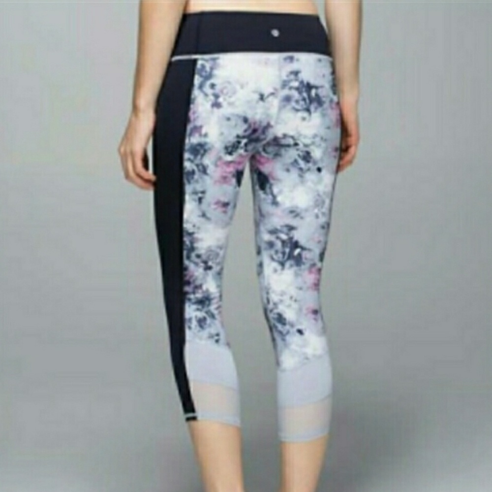 Lululemon If you're lucky crop