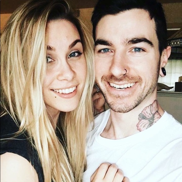 A B O U T | M E - Picture 3 of 7