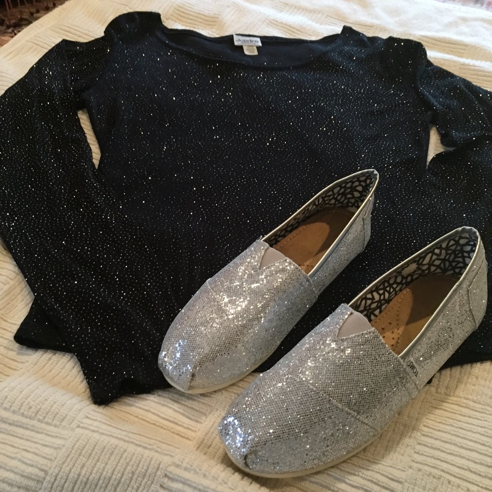 TOMS SILVER SPARKLY SHOES/BLACK SPARKLY TOP