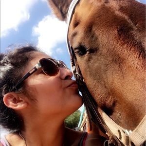 Meet your Posher, Ashley