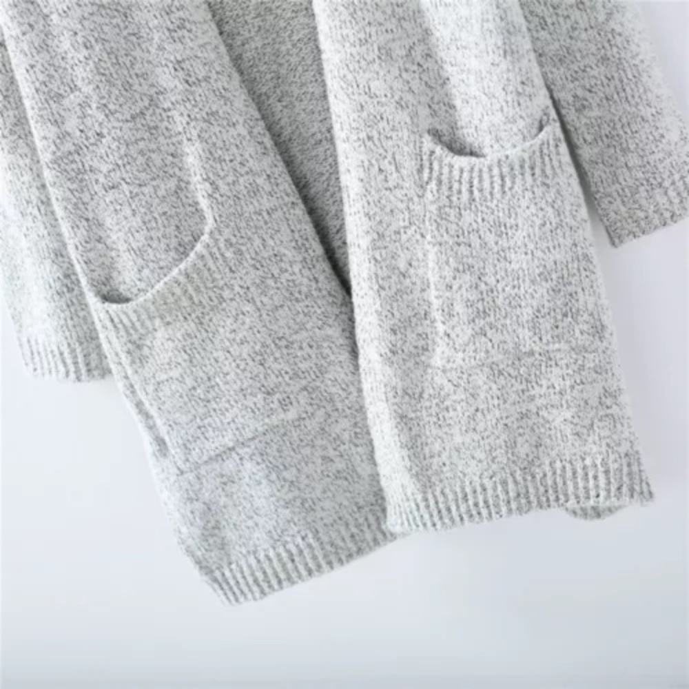 🎃FIRM PRICE-LAST ONE🎃Gray Knitted Sweater - Picture 4 of 7