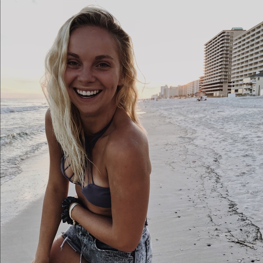 Meet your Posher, Sierra