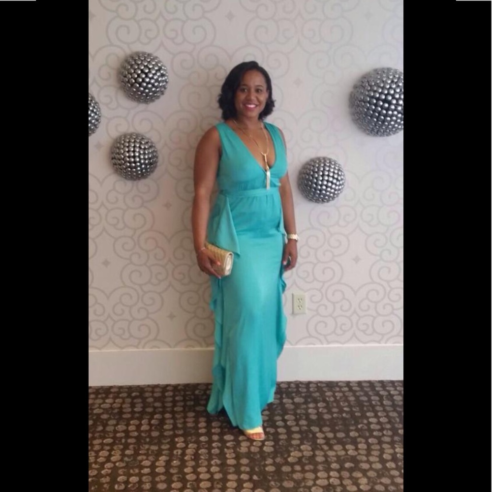 Gorgeous Flowing Grecian Gown