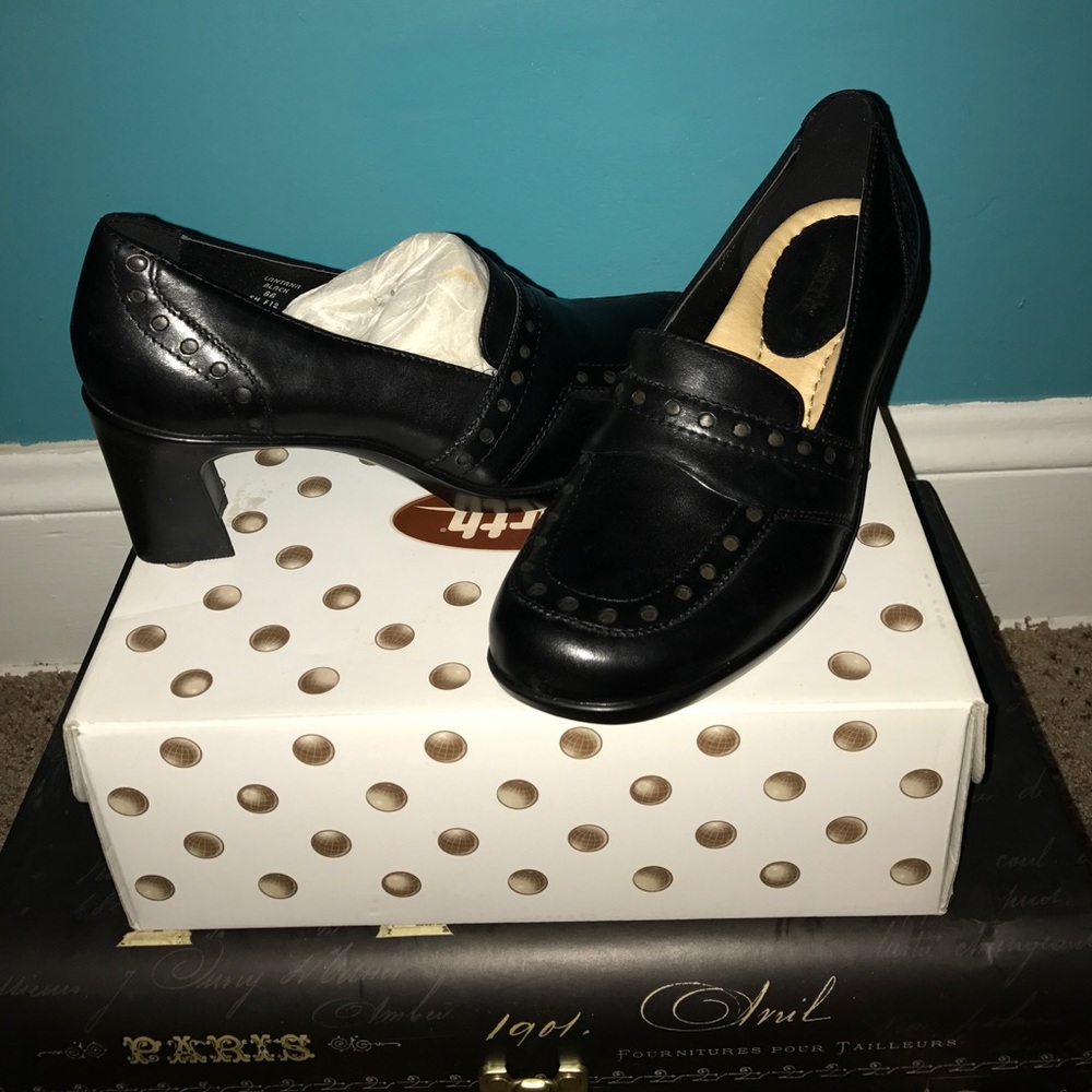 Black Earth Lantana Dress Shoes