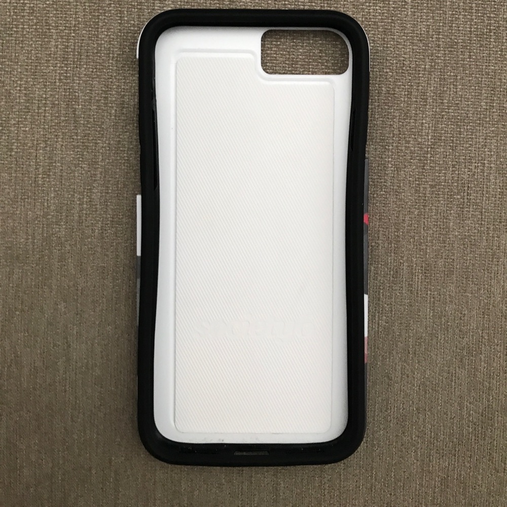 iPhone 7 case - Picture 2 of 5