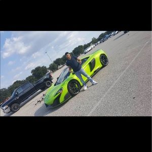 Meet your Posher, Jonathan