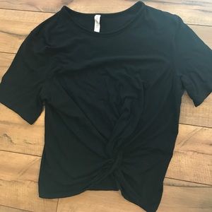Lululemon crop top