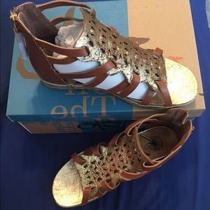 OTBT gold sandal