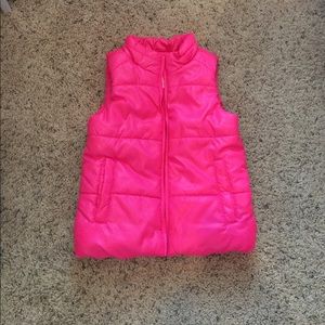 Girls hot pink vest! Great condition! Size 6/7