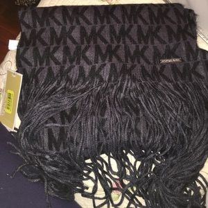 MK SCARF !!