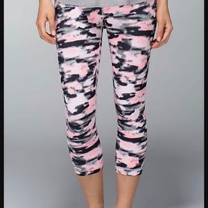 Lululemon Wamo Camo WUC