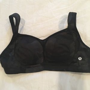 Lululemon bra