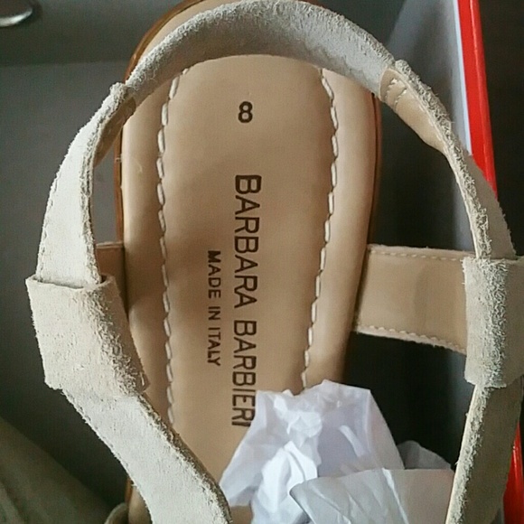 Tan wedges - Picture 3 of 3