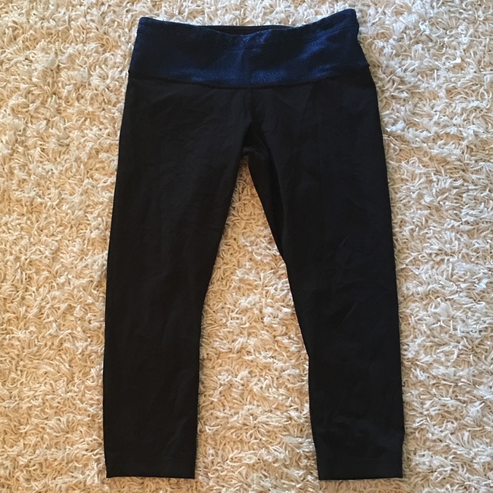 Lululemon crops