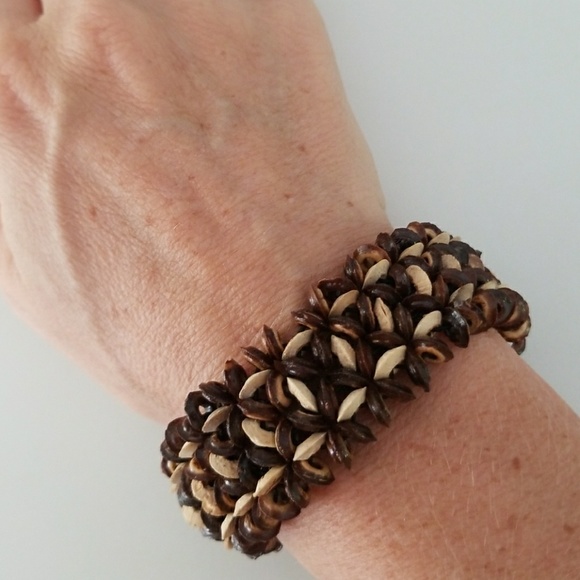 Authentic Coconut Bead Bracelet - Picture 3 of 3