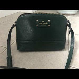 Kate Spade Crossbody patent leather bag.