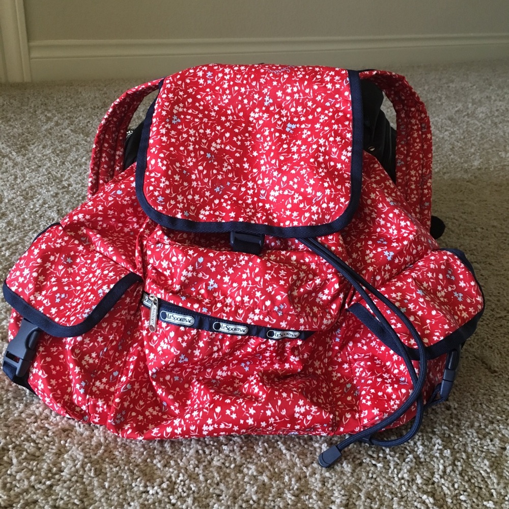 Lesportsac voyager backpack