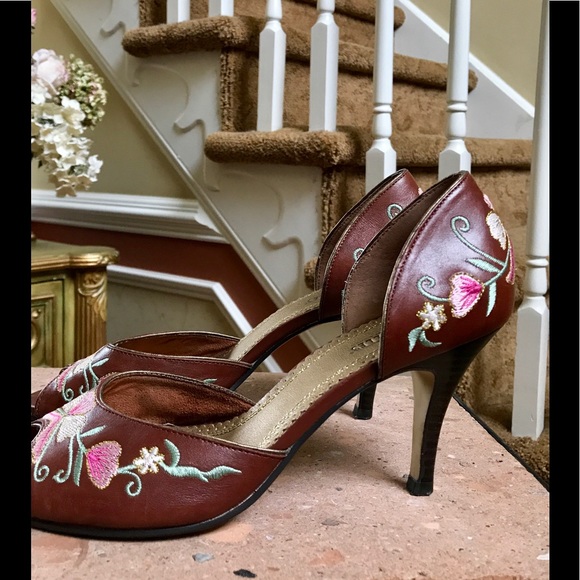 🌴Embroidered Seychelles D'Orsay High Heels - Picture 3 of 5