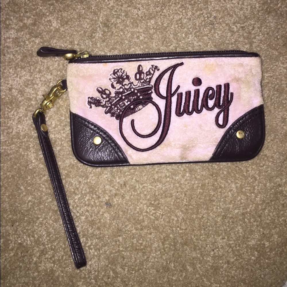 Juicy Couture Wristlet