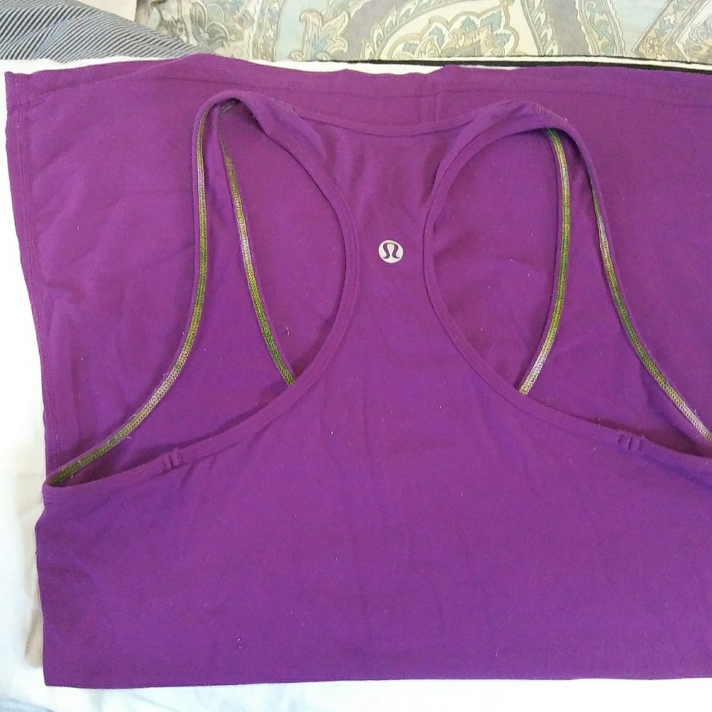 Lululemon tank