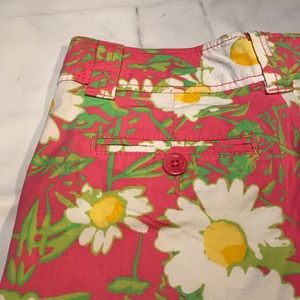 Lilly Pulitzer size 2 Floral shorts Lilly Pulitzer size 2 Floral shorts
