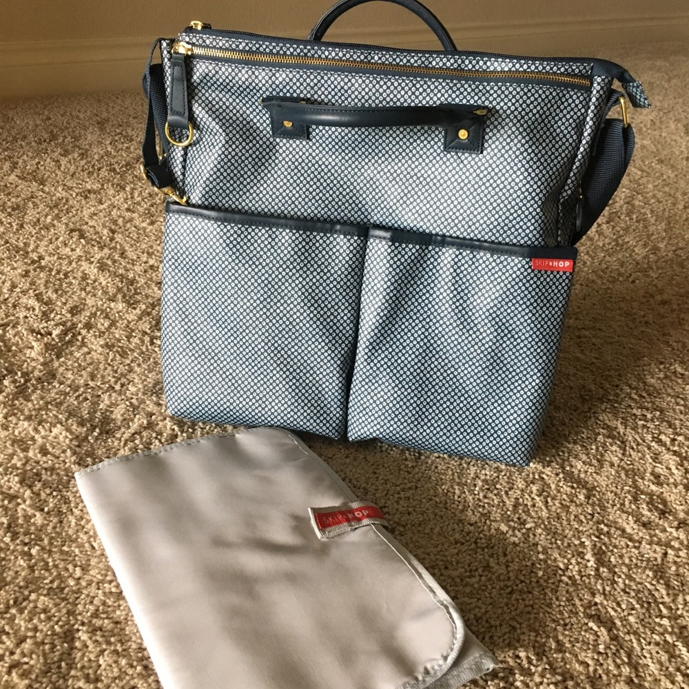 Skip hop duo signature diaper bag