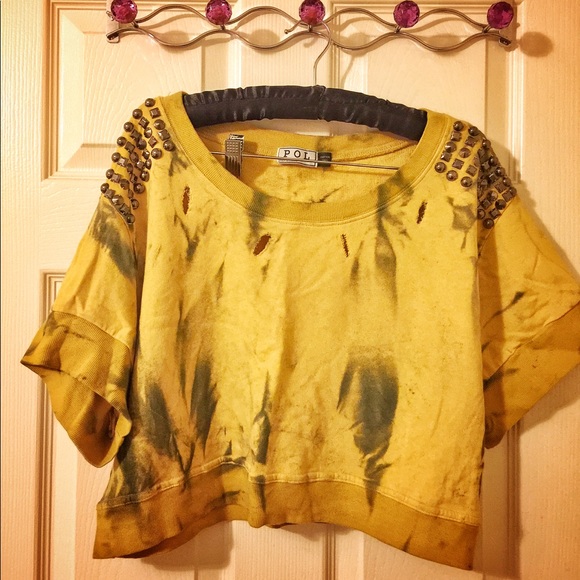 Top - Picture 2 of 2