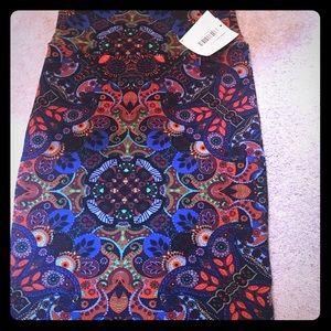 New with tags lularoe Cassie pencil skirt size Xs