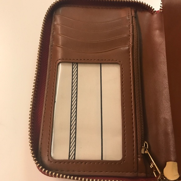 Ralph Lauren Saffiano Leather Smartphone Wristlet - Picture 5 of 7