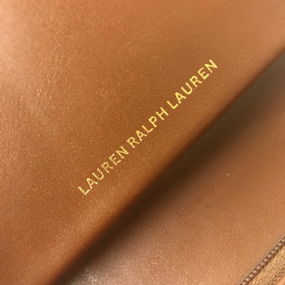 Ralph Lauren Saffiano Leather Smartphone Wristlet - Picture 6 of 7