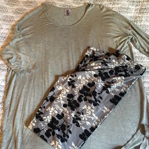 Agnes and Dora outfit!  High low T and leggings!