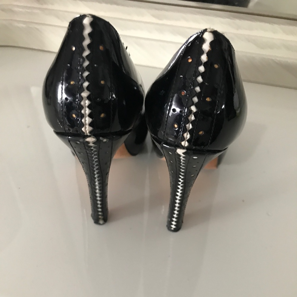 Steve Madden pumps