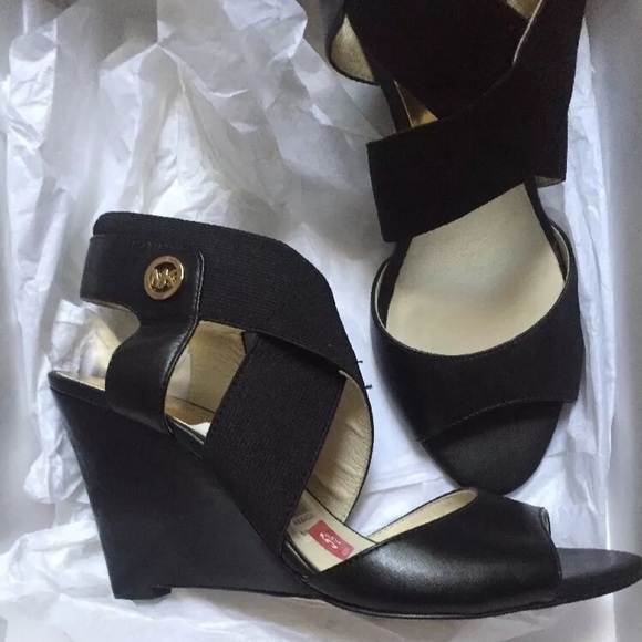 Michael Kors Meadow Wedge Sandal New Size 5 1/2 - Picture 3 of 5