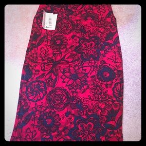 Xs Lularoe Cassie new with tags