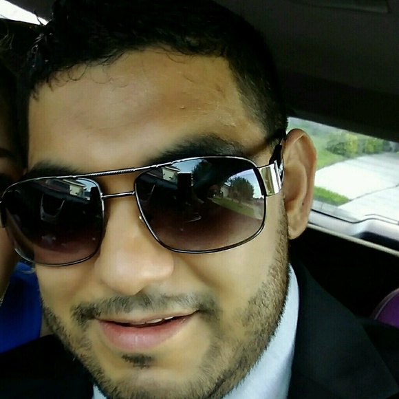 Meet your Posher, Jose - Picture 1 of 1