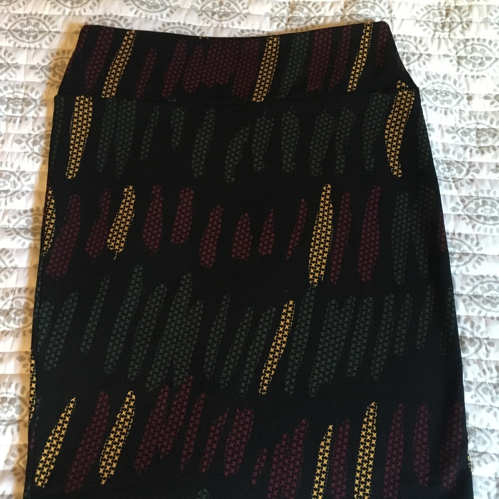 Lularoe Cassie- Large