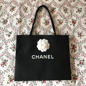 Chanel paper shopping bag