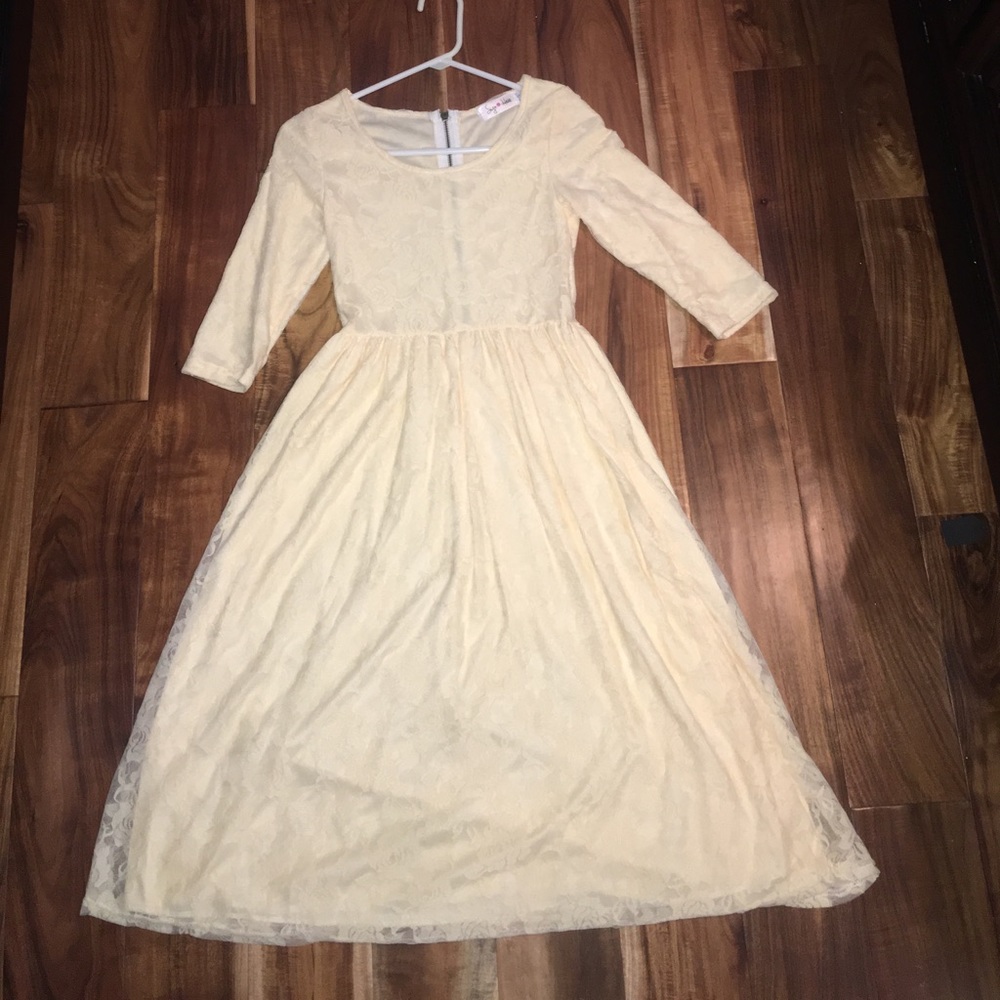 Womens off white lace dress